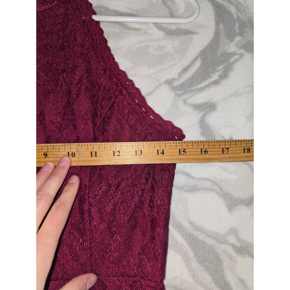 Lulus Maroon Lace Holiday Body Con Dress Size S - Picture 5 of 14